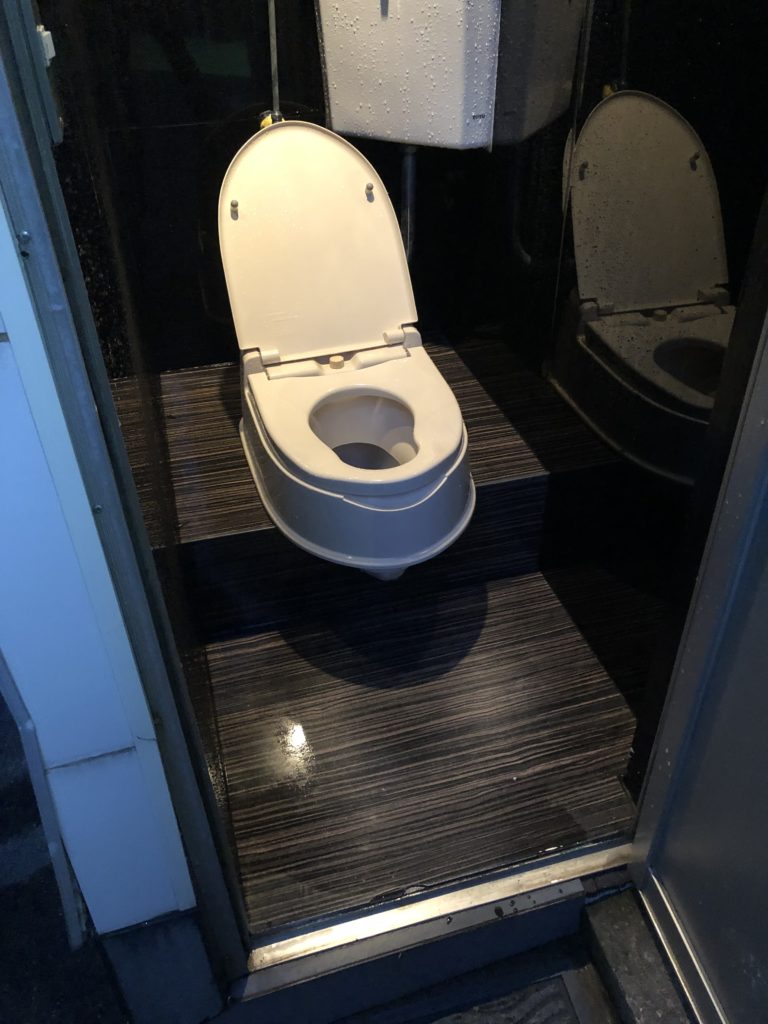 和式から洋式へのトイレ交換 費用 名古屋 トイレ最大65％オフ！名古屋のトイレリフォーム株式会社アディスホーム